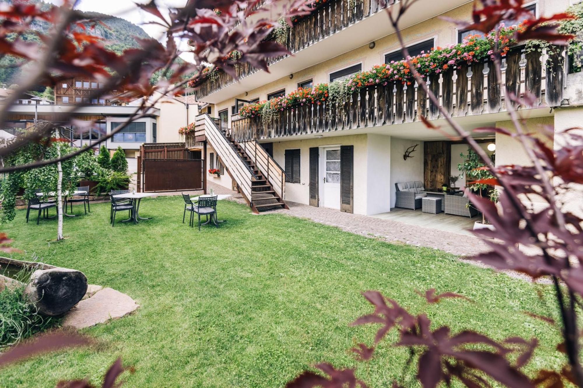 Hotel Schoenwies Trodena Ngoại thất bức ảnh