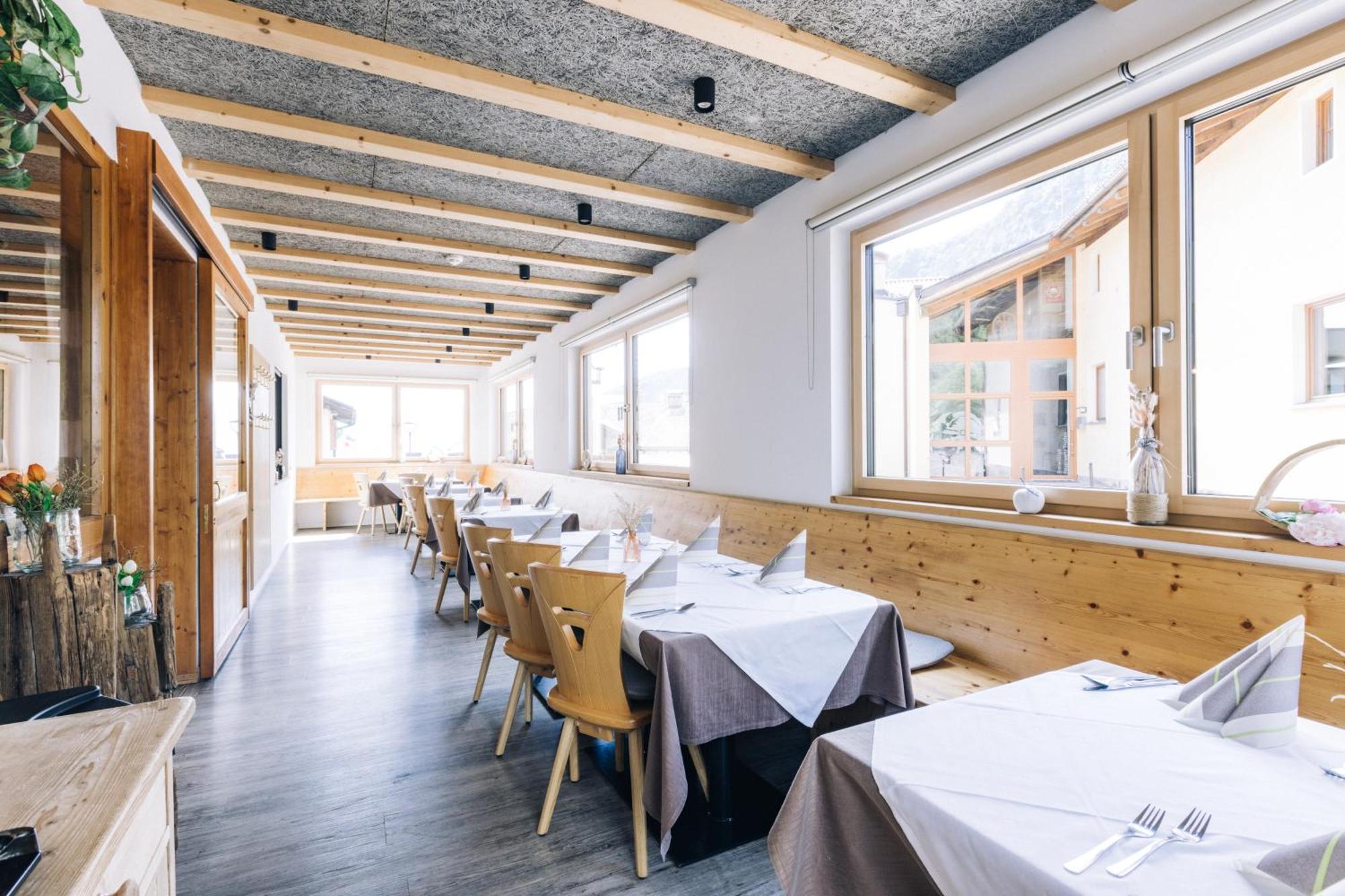 Hotel Schoenwies Trodena Ngoại thất bức ảnh